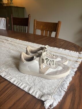 Victoria Girls Shoes